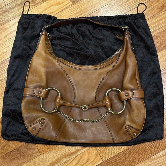 AUTHENTIC GUCCI TAN LEATHER HORSE BIT CHAIN HOBO STYLE HANDBAG PURSE & DUST BAG - Picture 2 of 16